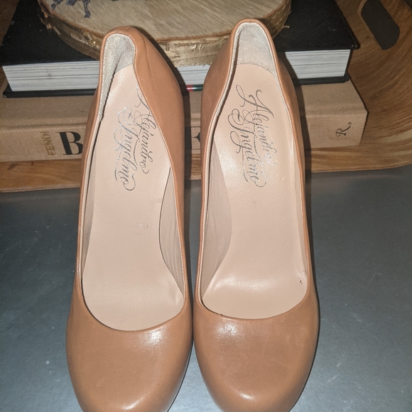 Shoes - Picture 2 of 3